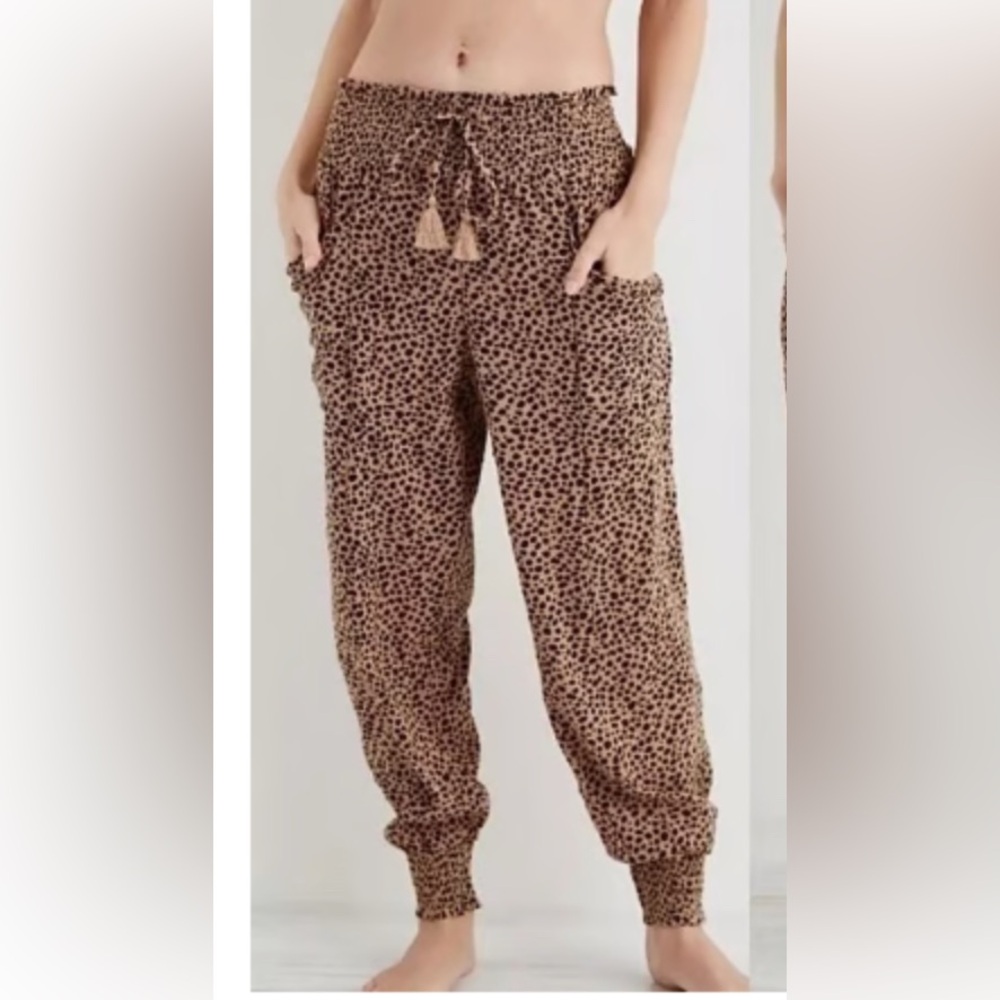 Aerie Brown and Black cheetah Print jogging Pants